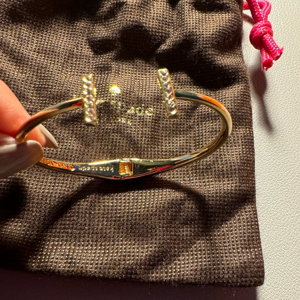 Kate spade hinged bangle